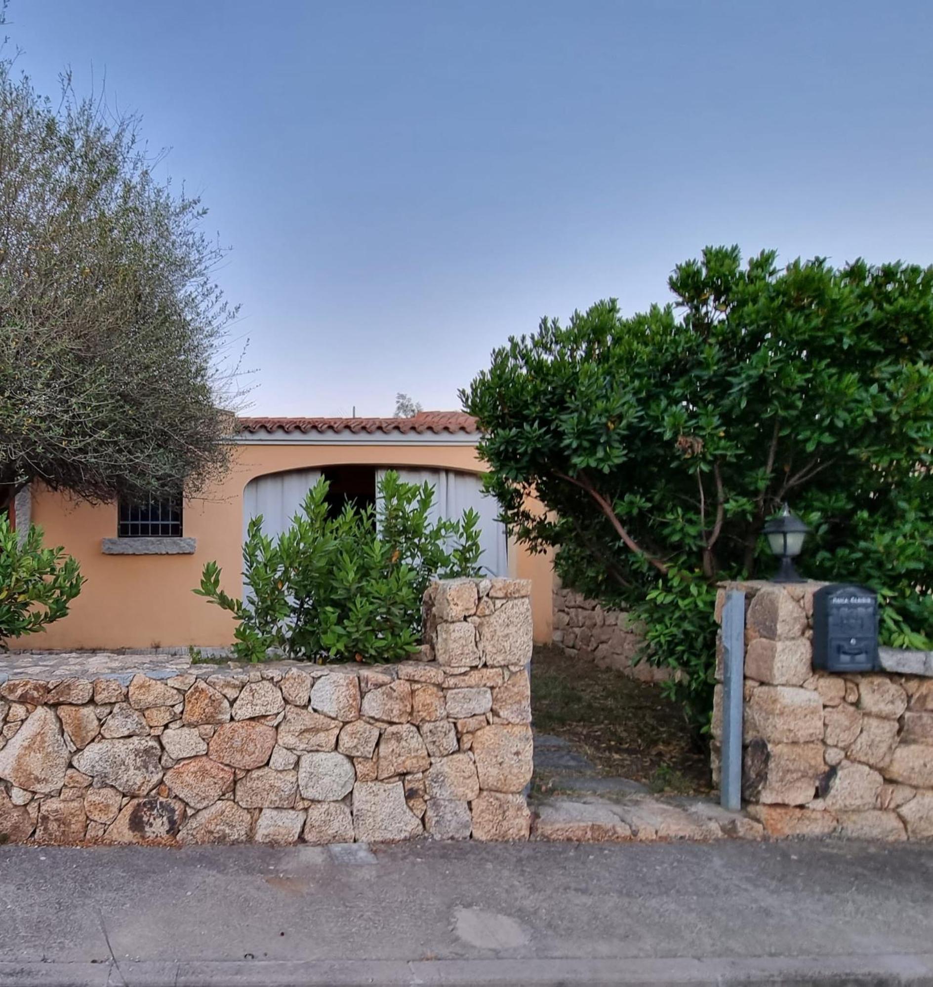 Villa Angedras San Teodoro  Buitenkant foto